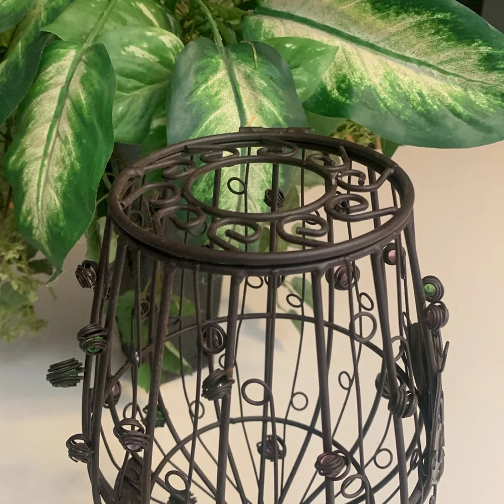 Elegant Black Wine Cork Holder